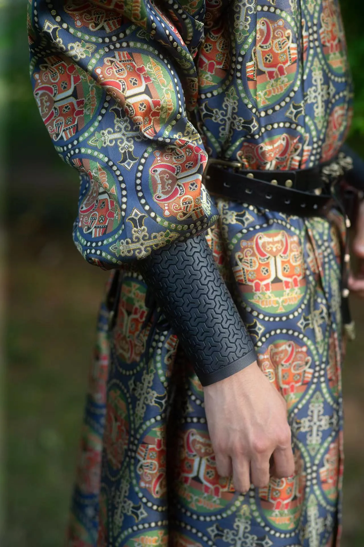 Mogao 莫高 Tang Dynasty Unisex Mandala Brocade Yuanlingpao Robe - Image 8