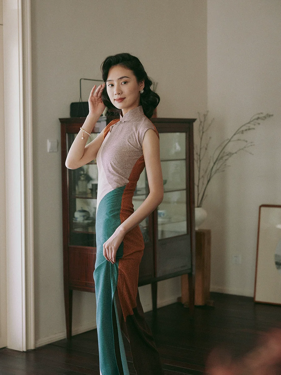Molan Di 莫兰迪 Morandi Abstract Midcentury Daily Cap Sleeve Qipao - Image 2