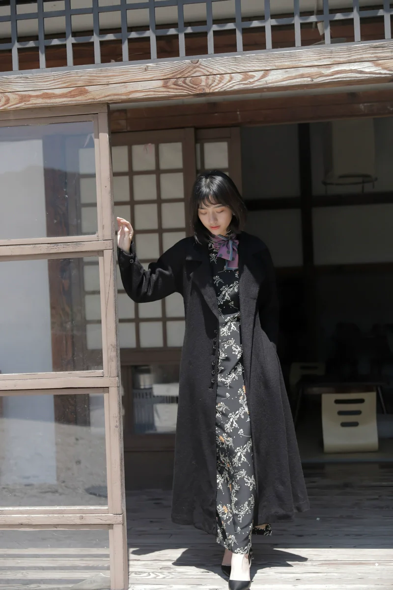 Mu Feng 沐风 Pure Wind 1930s Inspired Wool Blend A-line Trench Coat - Image 9