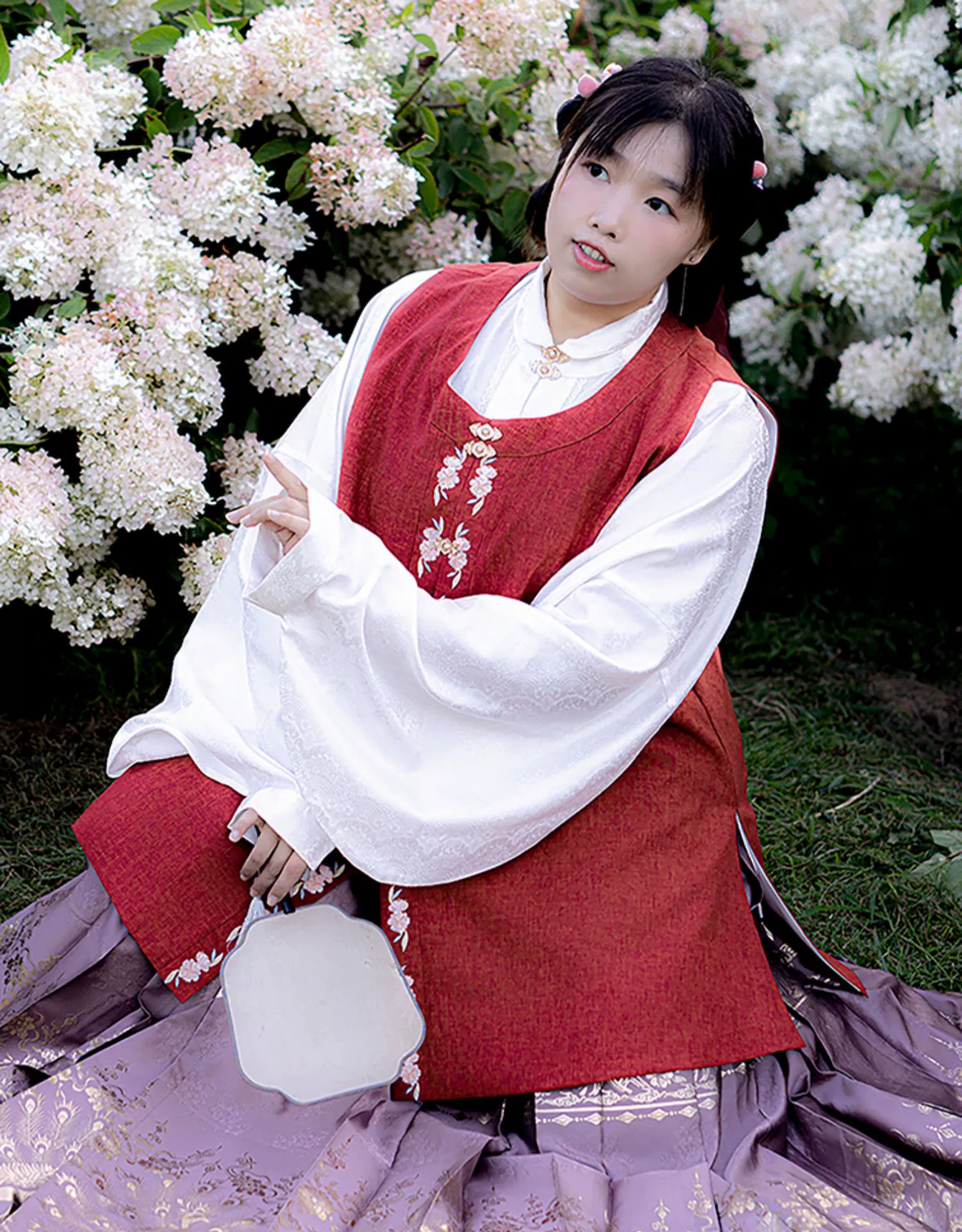 Mulu 母鹿 Doe Ming Dynasty Plus Size Round Collar Embroidered Daily Bijia Vest - Image 3