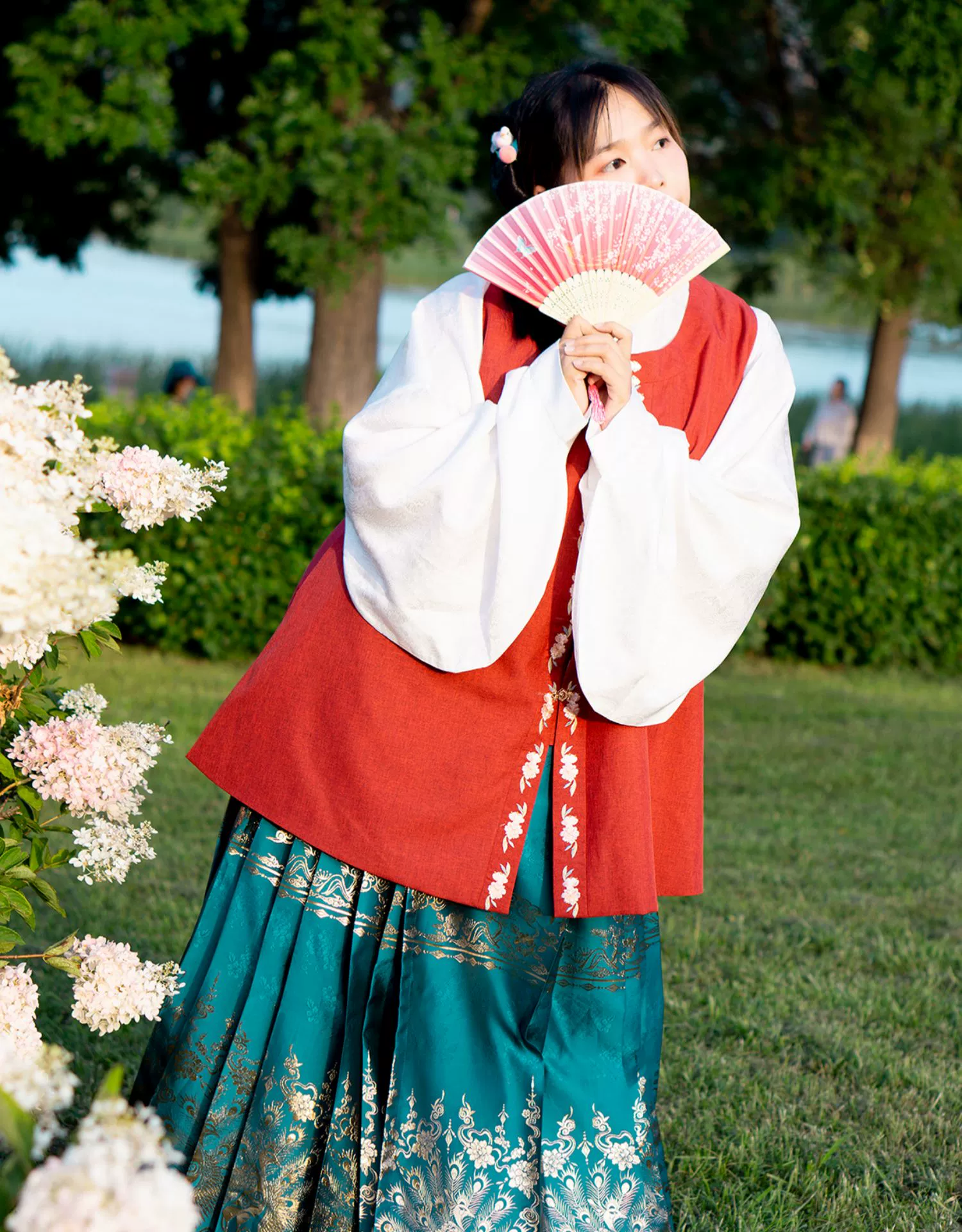 Mulu 母鹿 Doe Ming Dynasty Plus Size Round Collar Embroidered Daily Bijia Vest - Image 5