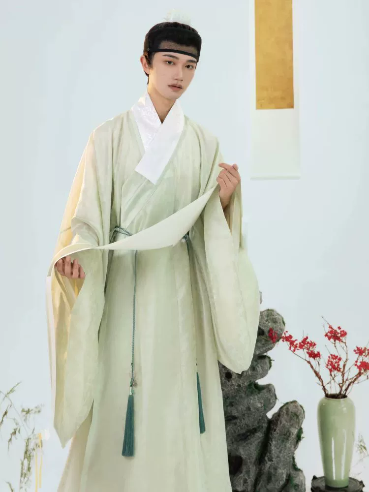 Mun Chun 暮春 Late Spring Ming Dynasty Daopao Men & Unisex Robe - Image 2