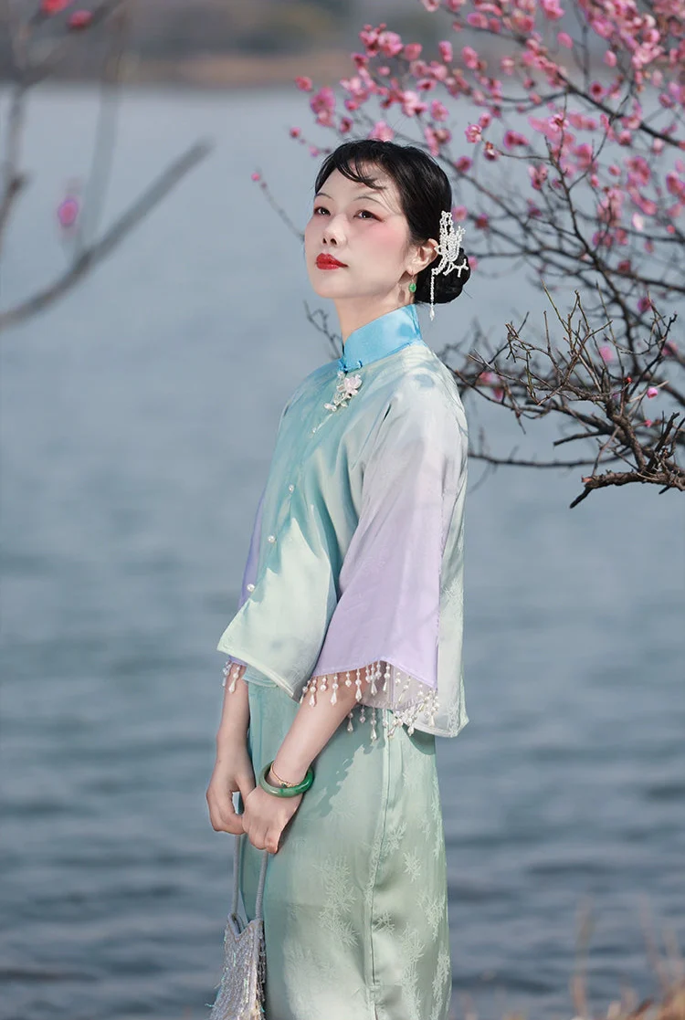 Ni 霓 Neon 1930s Gradient Leaf Jacquard Cap Sleeve Qipao - Image 2