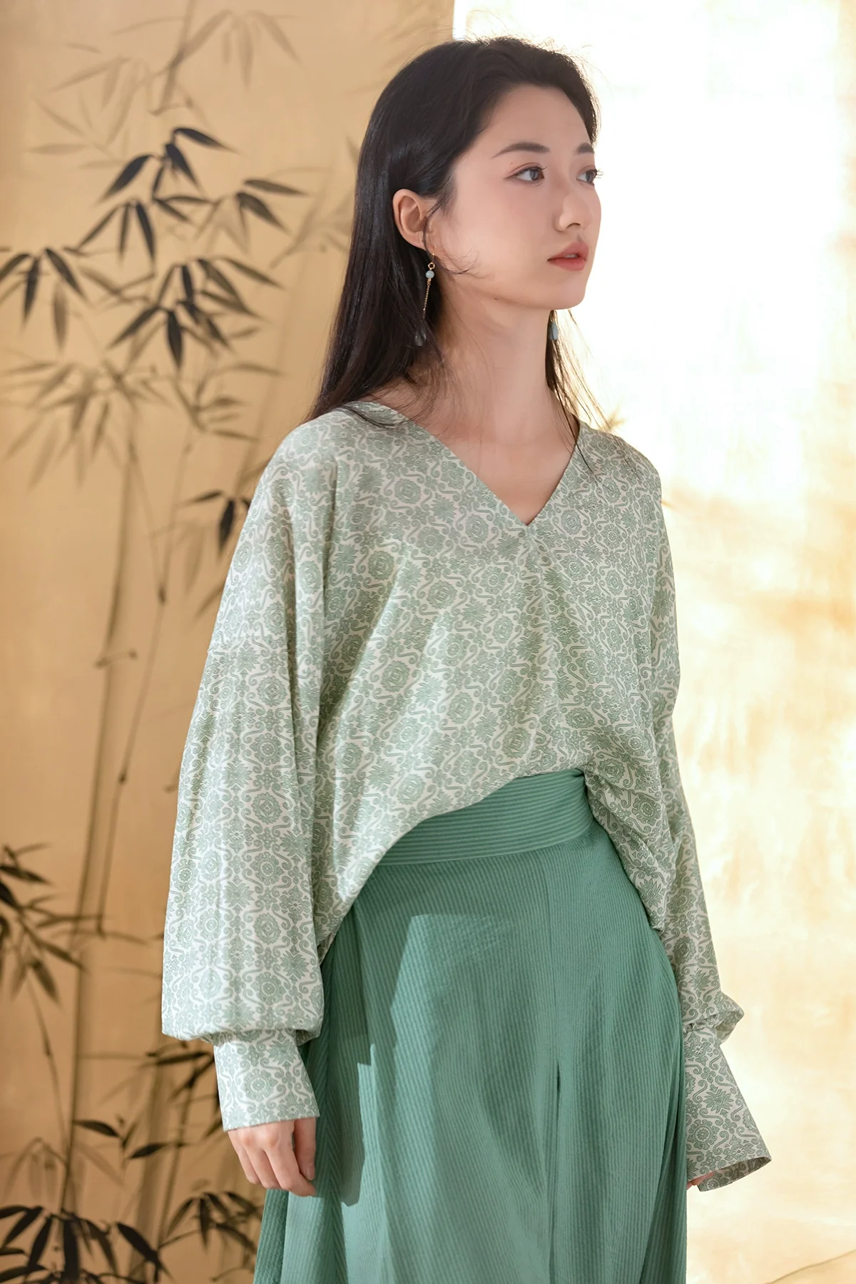 Ningbi 凝碧 Modernized Song Dynasty Feijixiu Sanjianqun Ruqun Set - Image 7