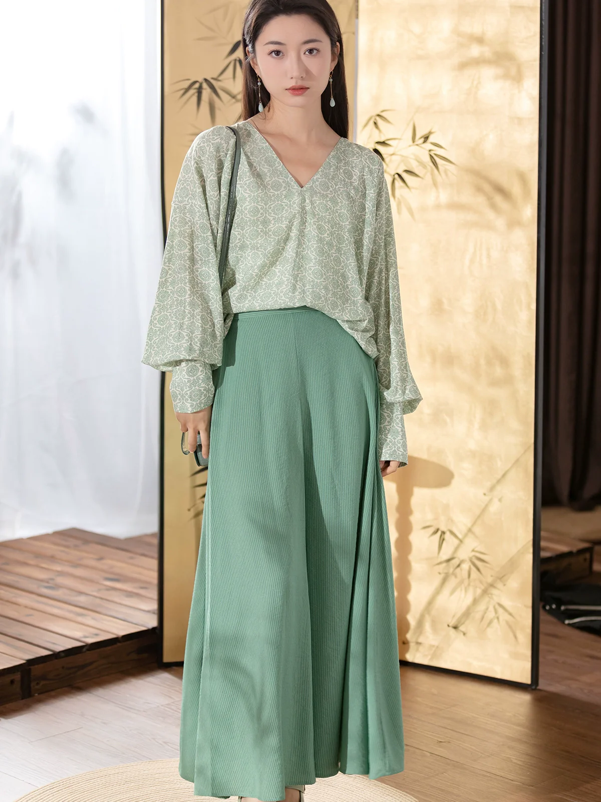Ningbi 凝碧 Modernized Song Dynasty Feijixiu Sanjianqun Ruqun Set - Image 8