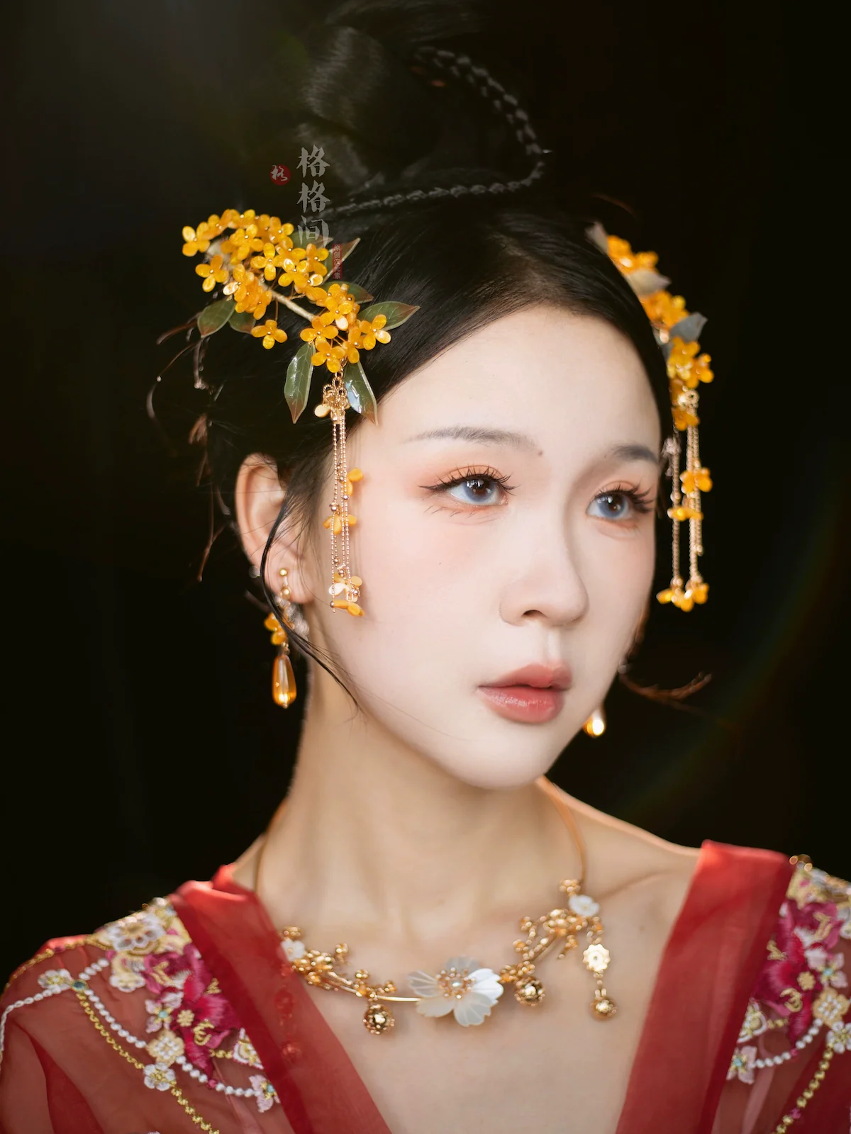 Osmanthus Branch 折桂枝 Handmade Hair Clips & Beaded Earrings - Image 4