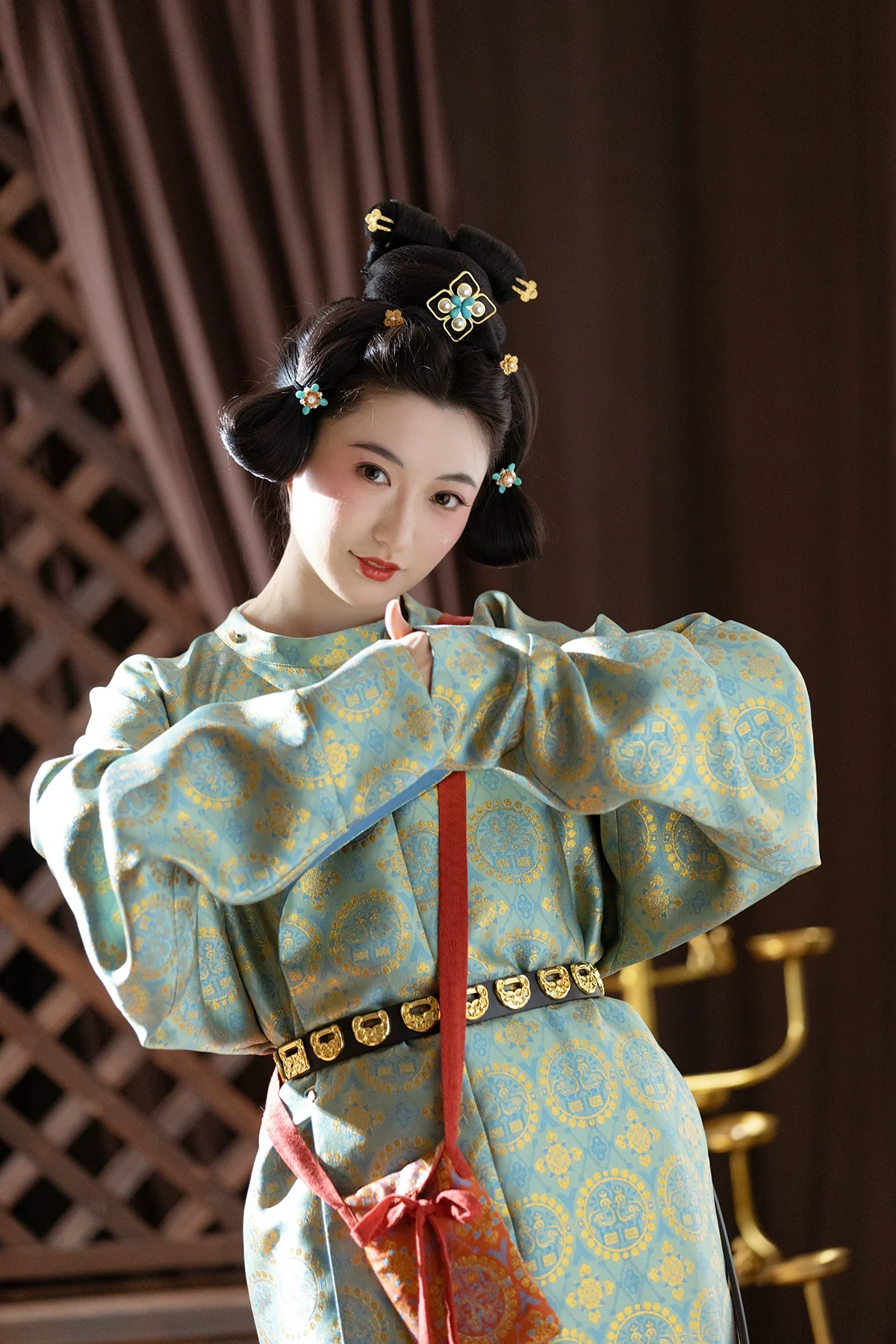 Pearl Birds 团窠联珠对鸟纹 Brocade Unisex Yuanlingpao Round Collar Robe - Image 5