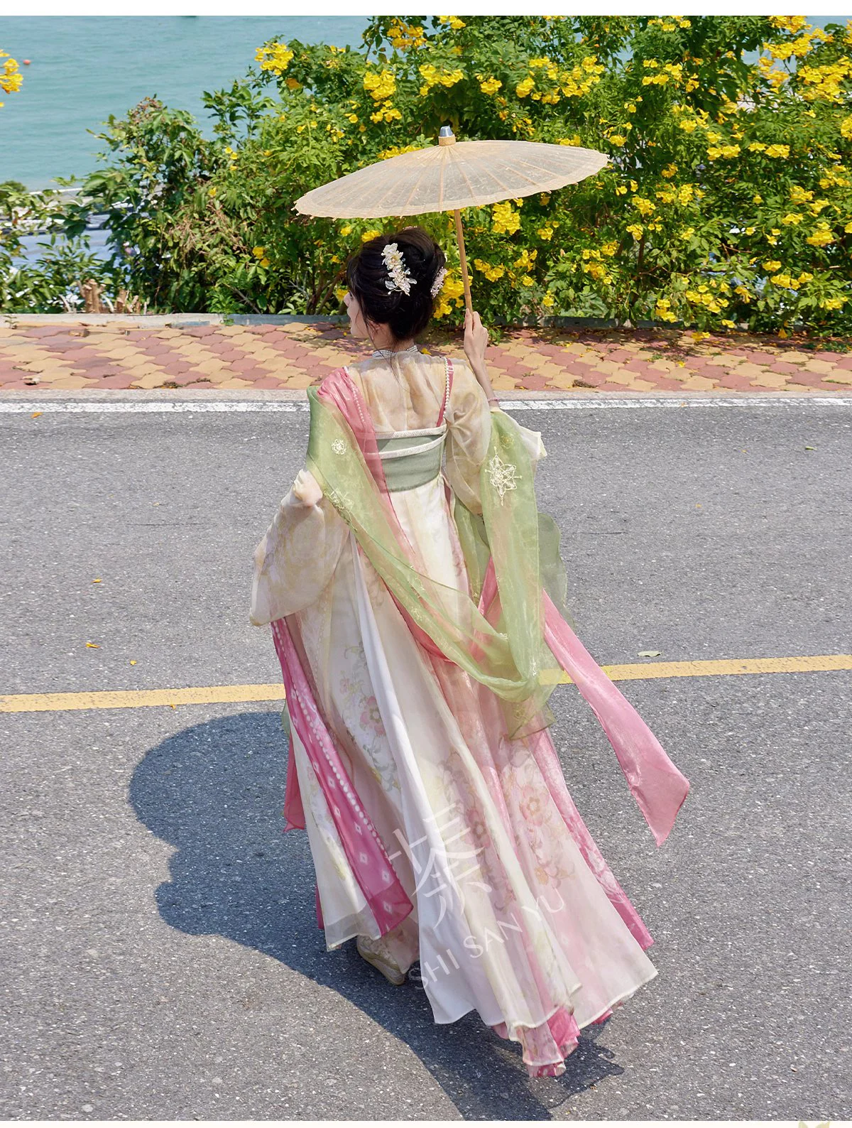 Peiyu Chunfeng 佩玉春风 Jade Breeze Modernized Tang Dynasty Qixiong Ruqun Dress Set - Image 4