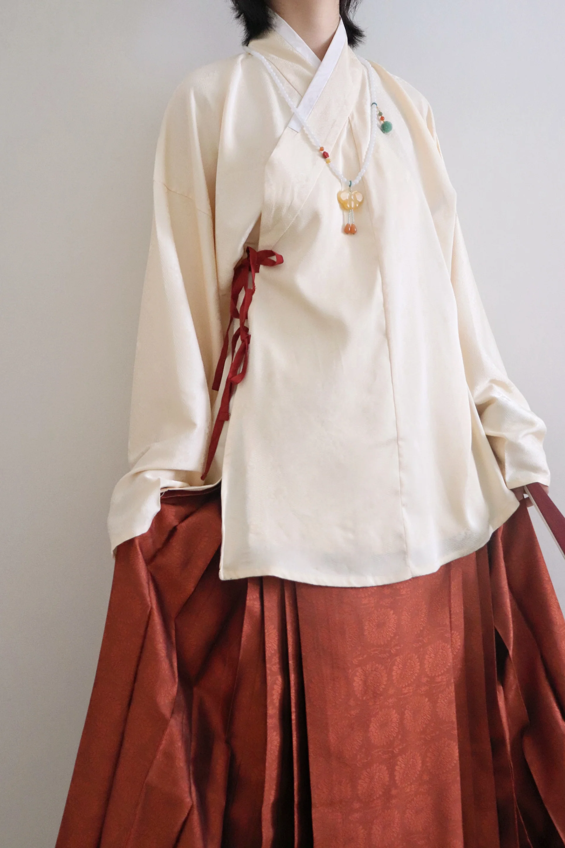 Pipa 琵琶 Lute Sleeve Middle Ming Dynasty Cross Collar Shirt - Image 12