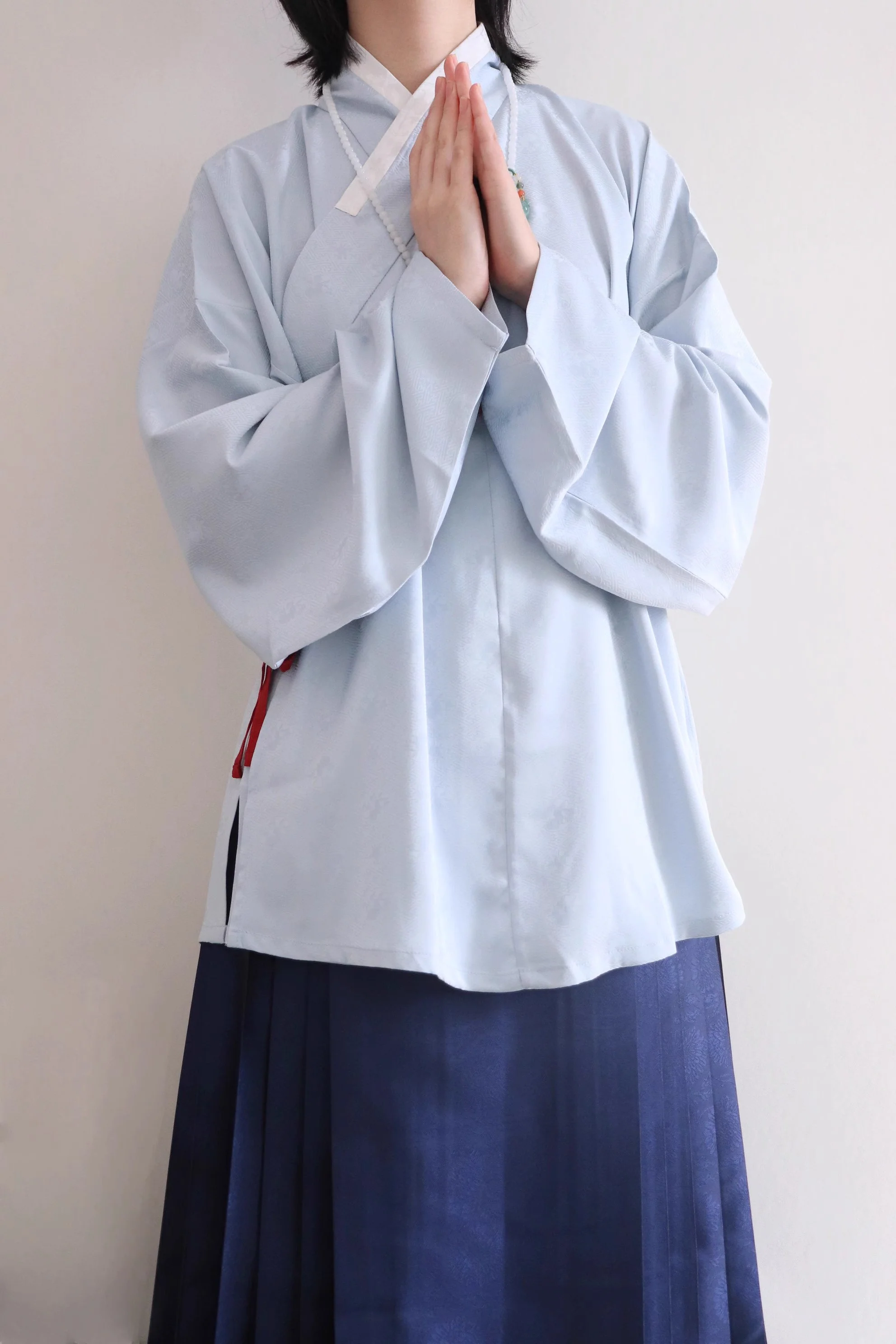 Pipa 琵琶 Lute Sleeve Middle Ming Dynasty Cross Collar Shirt - Image 9