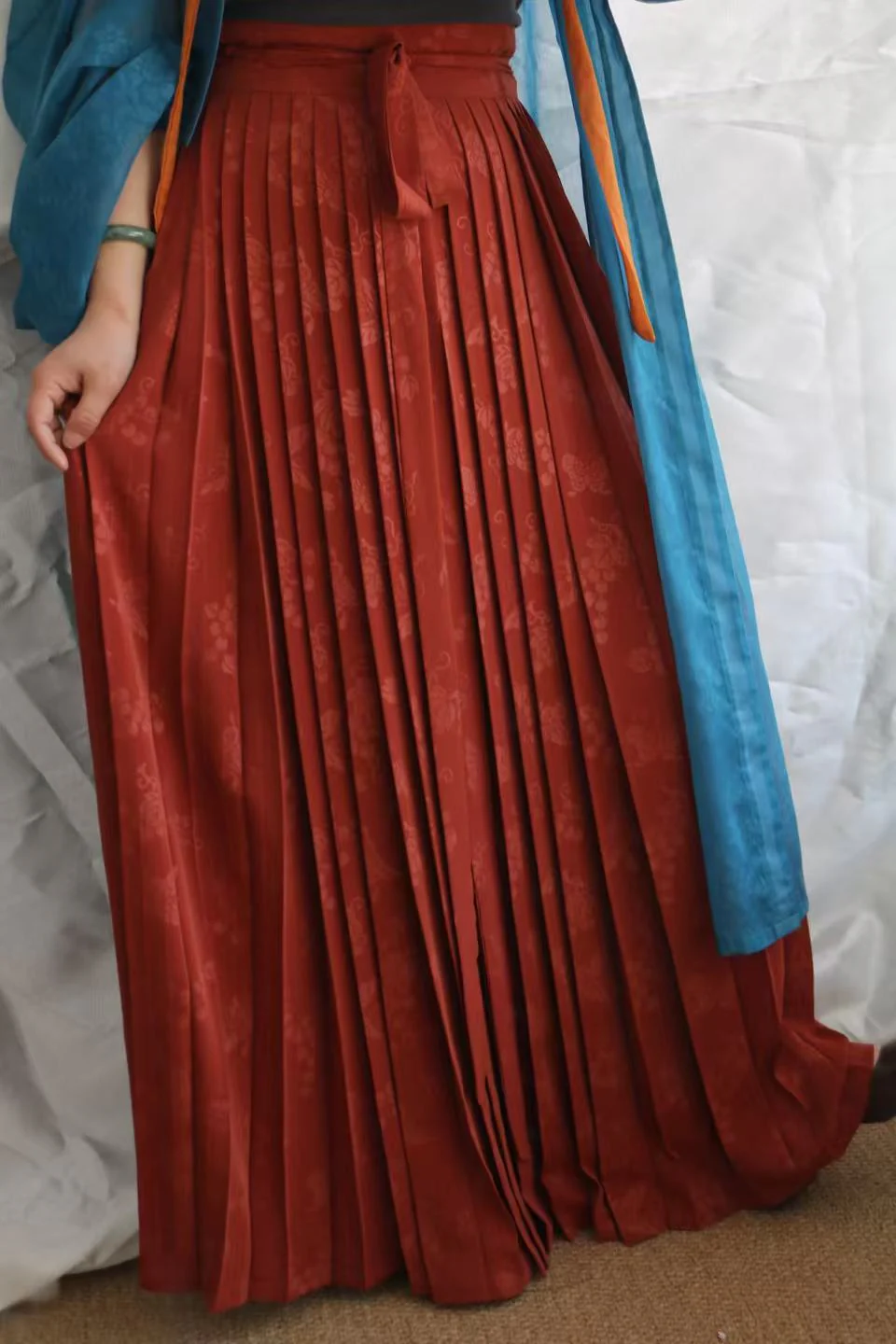 Putao Hudie 葡萄蝴蝶 Grapes & Butterflies Song Dynasty Summer Baidiequn Hundred Pleat Skirt - Image 16