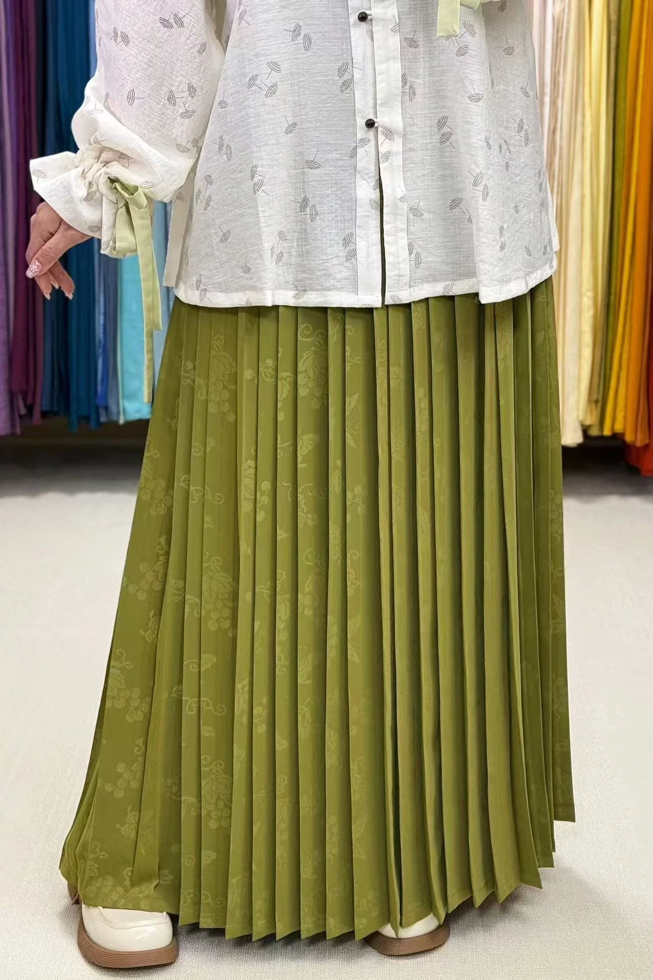 Putao Hudie 葡萄蝴蝶 Grapes & Butterflies Song Dynasty Summer Baidiequn Hundred Pleat Skirt - Image 6