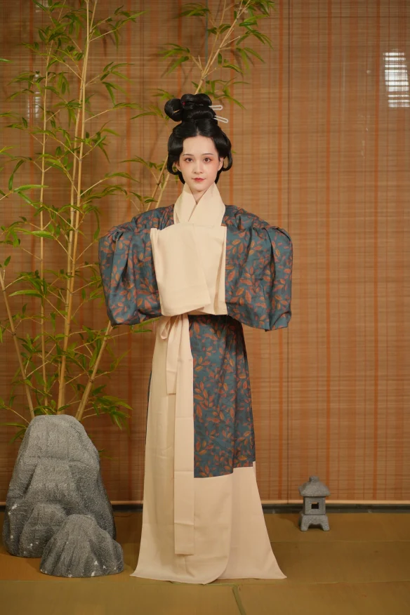 Qing Bi 青碧 Faded Turquoise Han Dynasty Mawangdui Restoration Pure Cotton Unisex Zhiju Robe - Image 3