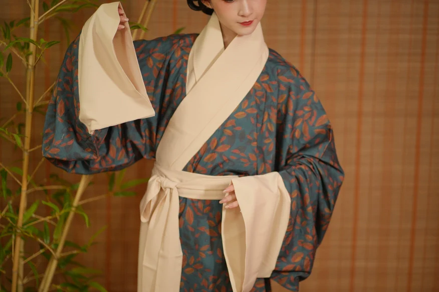 Qing Bi 青碧 Faded Turquoise Han Dynasty Mawangdui Restoration Pure Cotton Unisex Zhiju Robe - Image 9