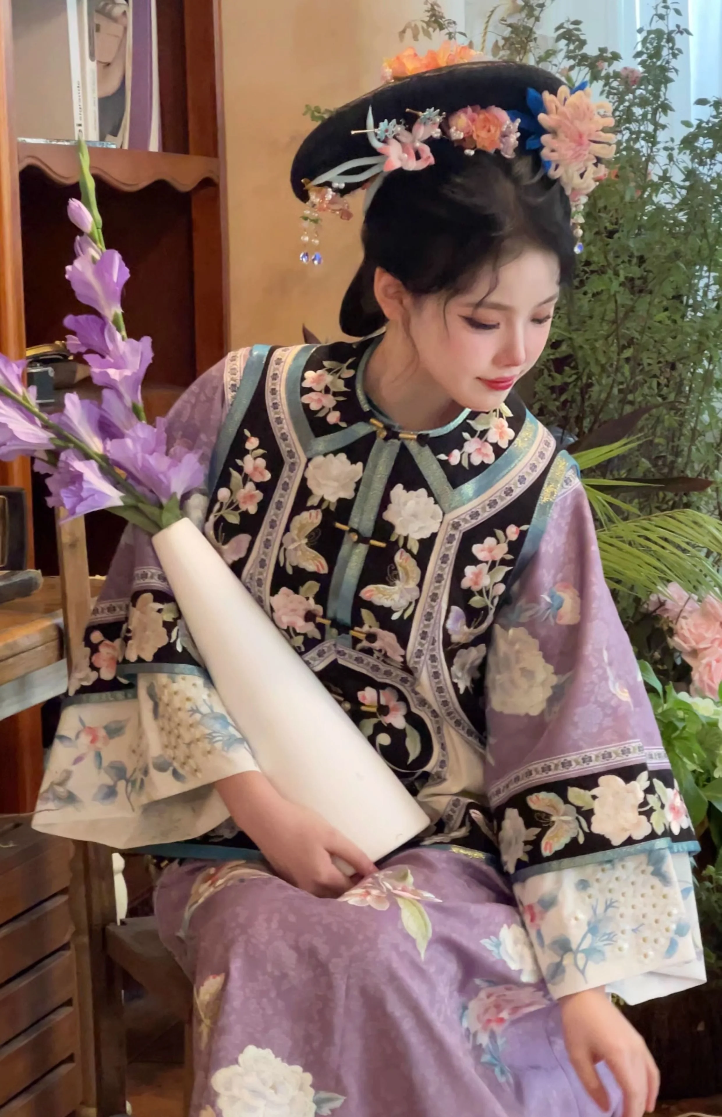 Qing Mei 青梅 Green Plum Qing Dynasty Changyi Dress & Majia Set - Image 10
