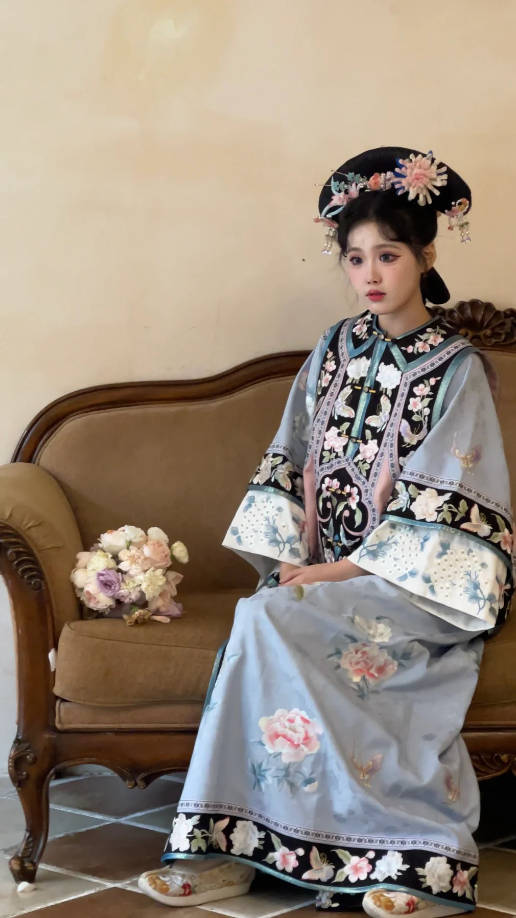 Qing Mei 青梅 Green Plum Qing Dynasty Changyi Dress & Majia Set - Image 15