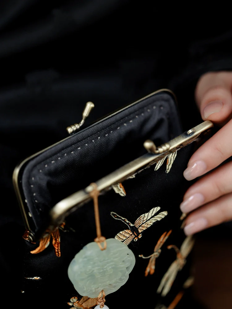 Qing Ting 蜻蜓 Dragonfly Jade Brocade Phone Purse - Image 3