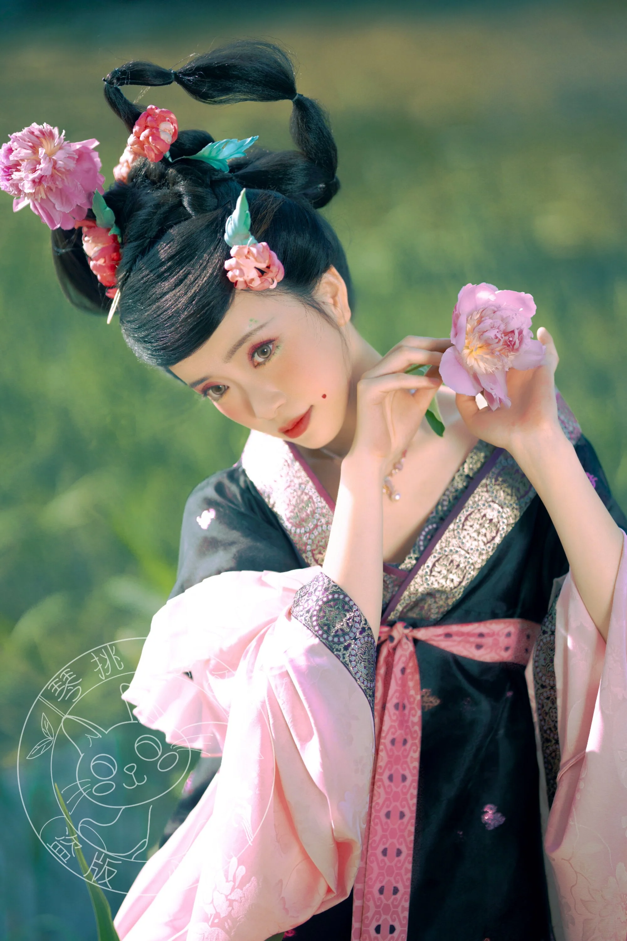 Qingbei Xu 倾杯序 Prelude to the Tilting Cup Sui & Northern Southern Dynasty Guiyi Swallow Tail Ruqun Set - Image 4