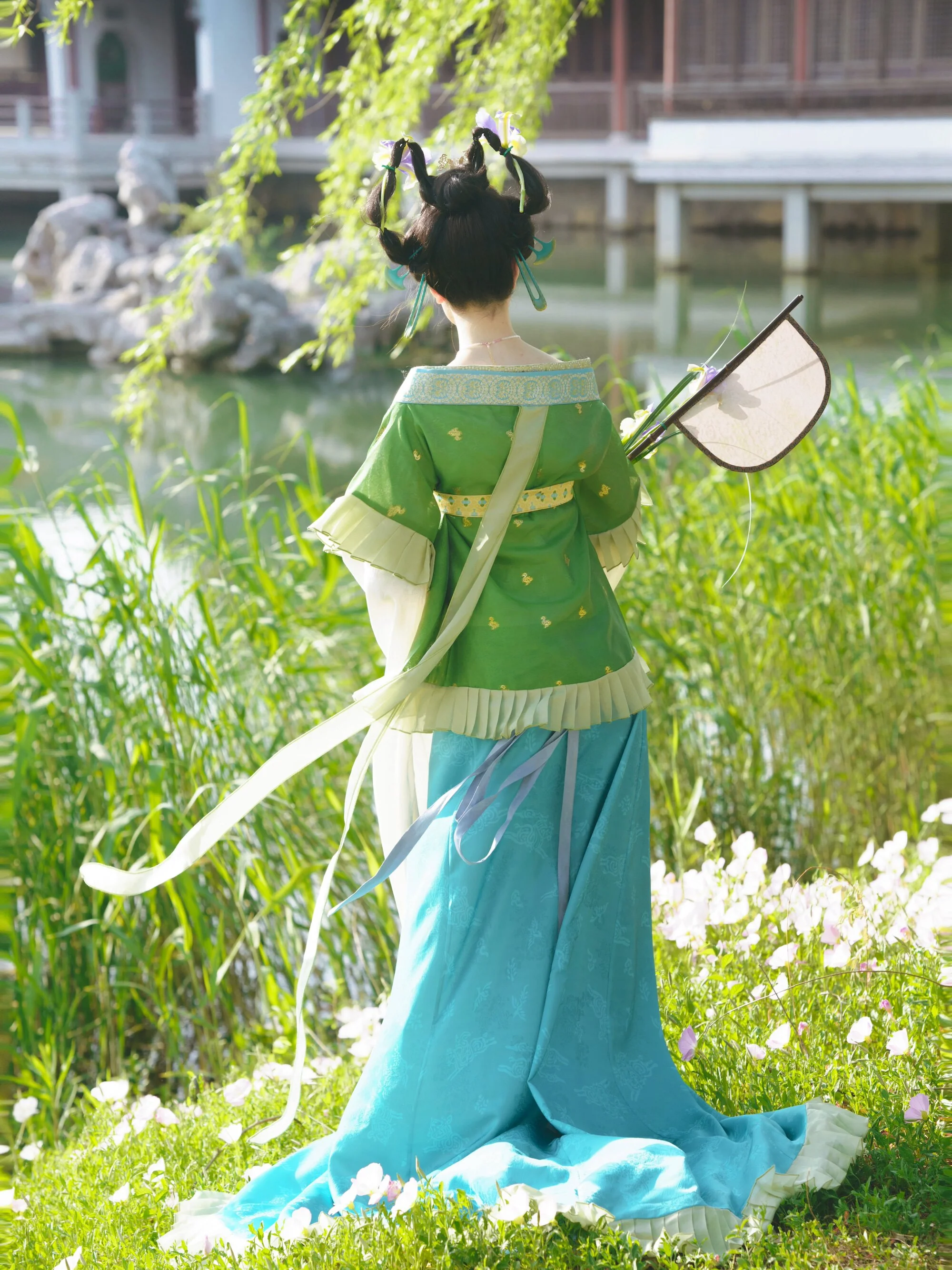 Qingbei Xu 倾杯序 Prelude to the Tilting Cup Sui & Northern Southern Dynasty Guiyi Swallow Tail Ruqun Set - Image 8