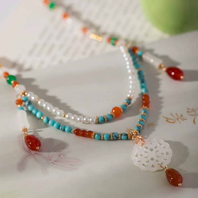 Qiong Zhi 琼枝 Double Layered Beaded Lotus Necklace - Image 3