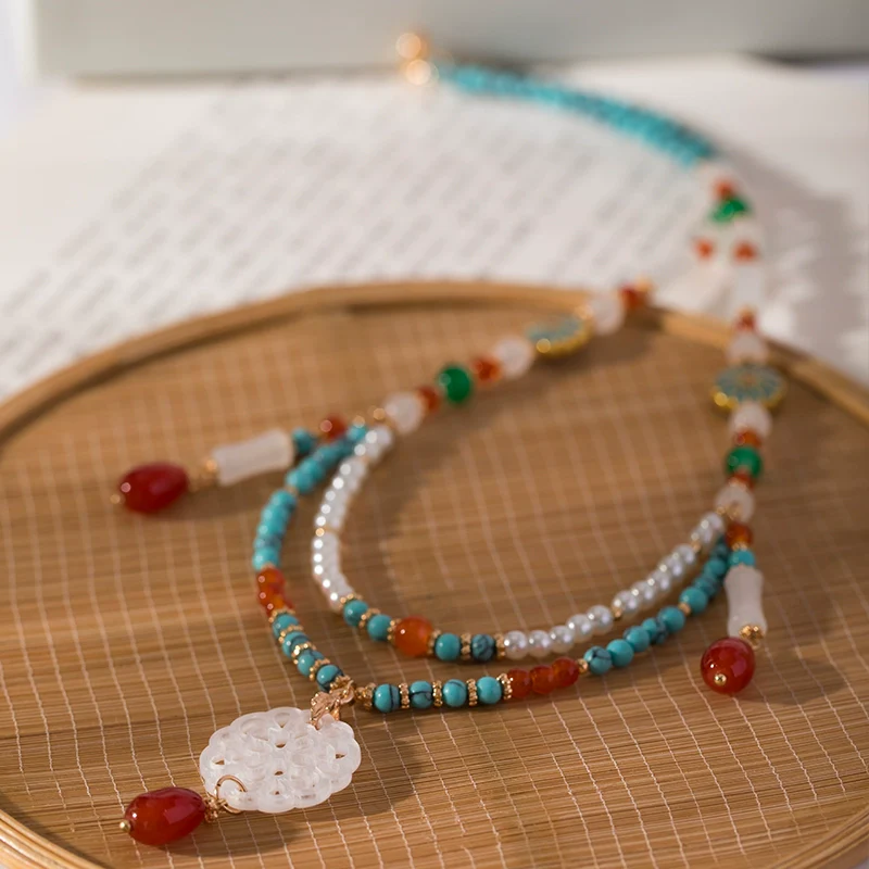 Qiong Zhi 琼枝 Double Layered Beaded Lotus Necklace - Image 4