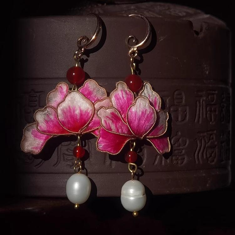 Rong Hua 绒花 Velvet Flower Earrings - Image 4