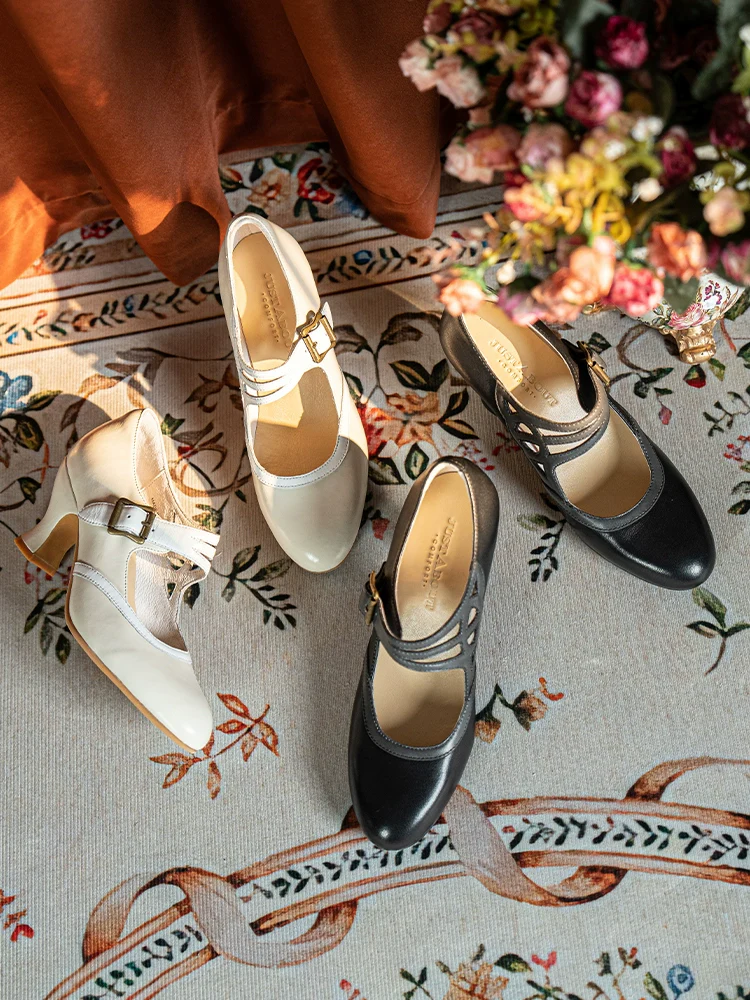 San Hé 三河 Three Rivers 1930s Triple Strap & Buckle Genuine Leather Heels - Image 3