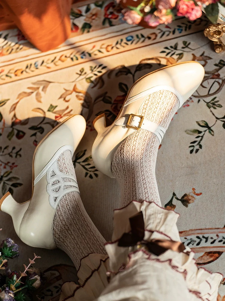 San Hé 三河 Three Rivers 1930s Triple Strap & Buckle Genuine Leather Heels - Image 5