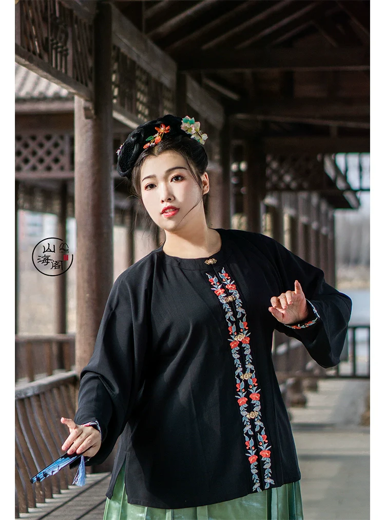 Shancha Hua 山茶花 Camellia Wreath Early Ming Plus Size Embroidered Jiaoling Yuanling Ao Shirt - Image 8