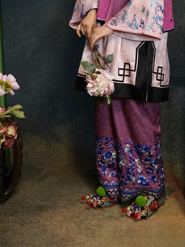 Shang Ling 尚翎 Tail Feathers Qing Han Women's Embroidered Chenku Trousers - Image 3