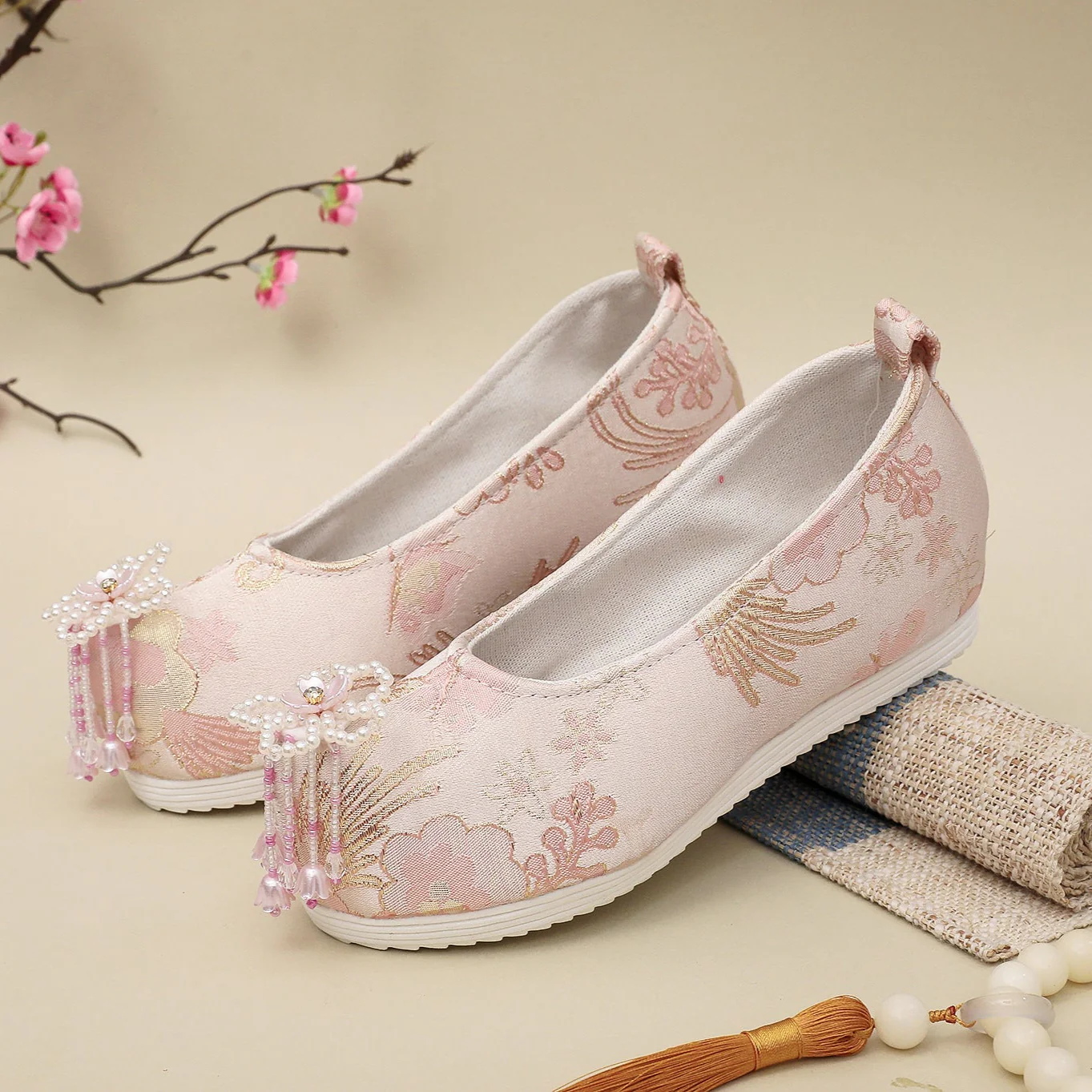 Shanhui Jiao 珊瑚礁 Coral Reef Song Ming Floral Brocade Pearl Flower Qiao Tou Shoes - Image 13