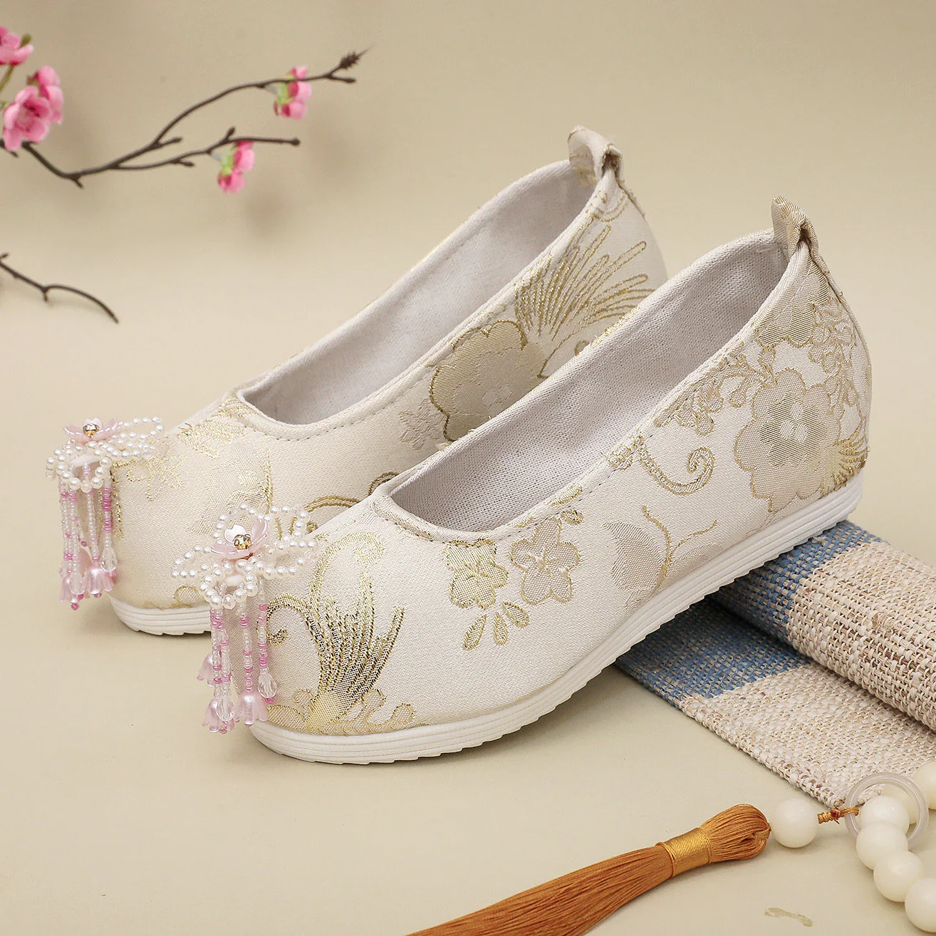 Shanhui Jiao 珊瑚礁 Coral Reef Song Ming Floral Brocade Pearl Flower Qiao Tou Shoes - Image 8