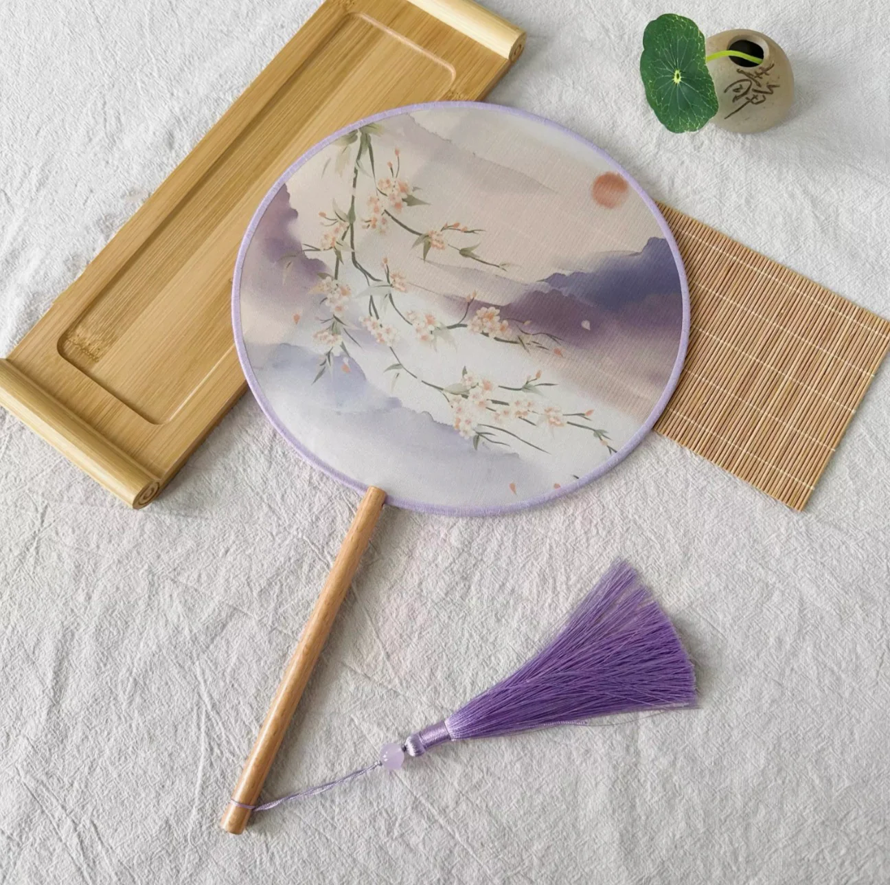 Shanzi 扇子 Translucent Silk Floral Print Tuanshan Round Fan - Image 17