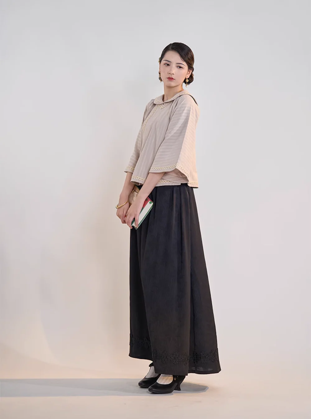 Shengxing Nügao 圣星女高 1920s Restoration School Uniform Top & Skirt Set - Image 4