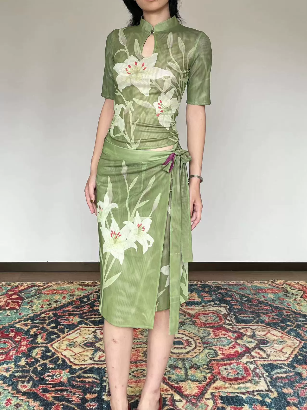 Shi Liu 湿露 Humidity New Chinese Style Double Sided Short Sleeve Qipao Top - Image 5
