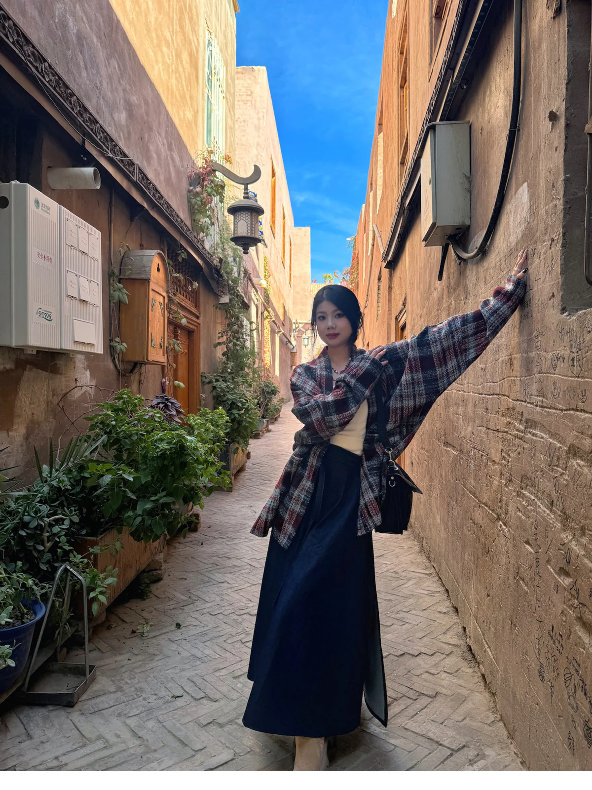 Shiguang Feishi 时光飞逝 Time Flies Modernized Tang Song Plus Size Wool Feijixiu Top & Denim Poqun Skirt Set - Image 15