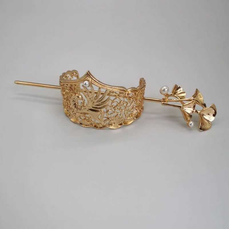 Shiying Gong 石英宫 Quartz Palace Unisex Crown & Pin - Image 5