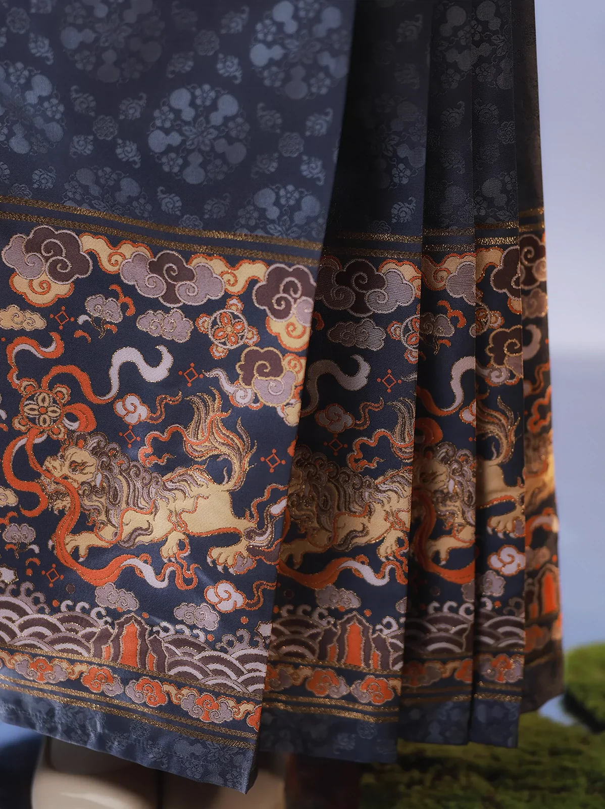 Shizi 狮子 Lion Mamian Skirt - Image 6