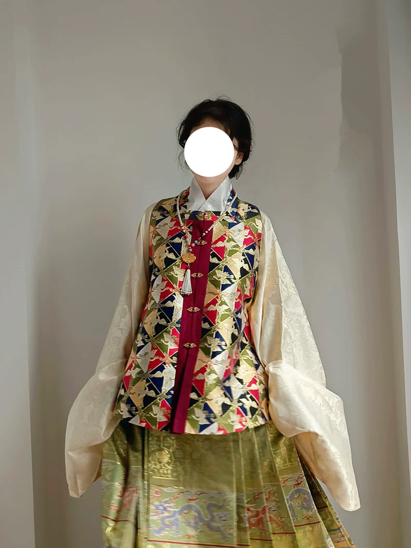 Shui Tan 水田 Paddy Fields Late Ming Fangling Square Collar Bijia Vest - Image 4