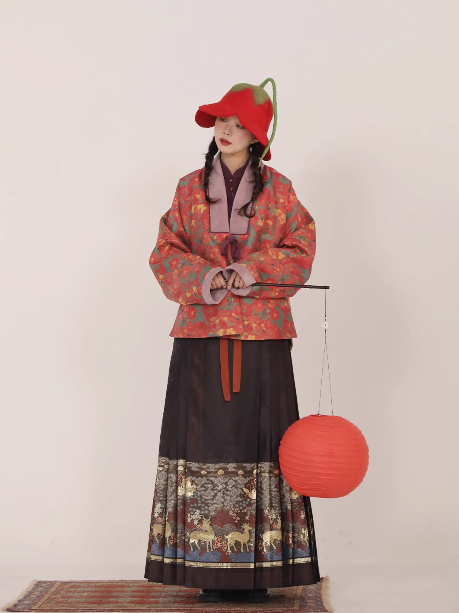 Song Chi 松弛 Relaxed Fit Modernized Ming Dynasty Padded Floral Duijin Ao Winter Coat & Deer Mamian Skirt Set - Image 5