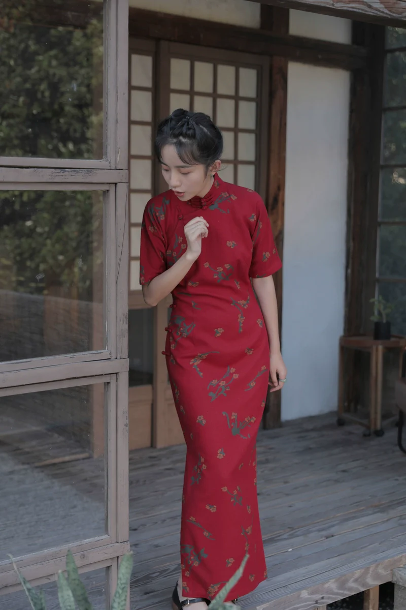 Su Mei 苏梅 Crimson Flower 1930s Half Sleeve Cotton Qipao - Image 8