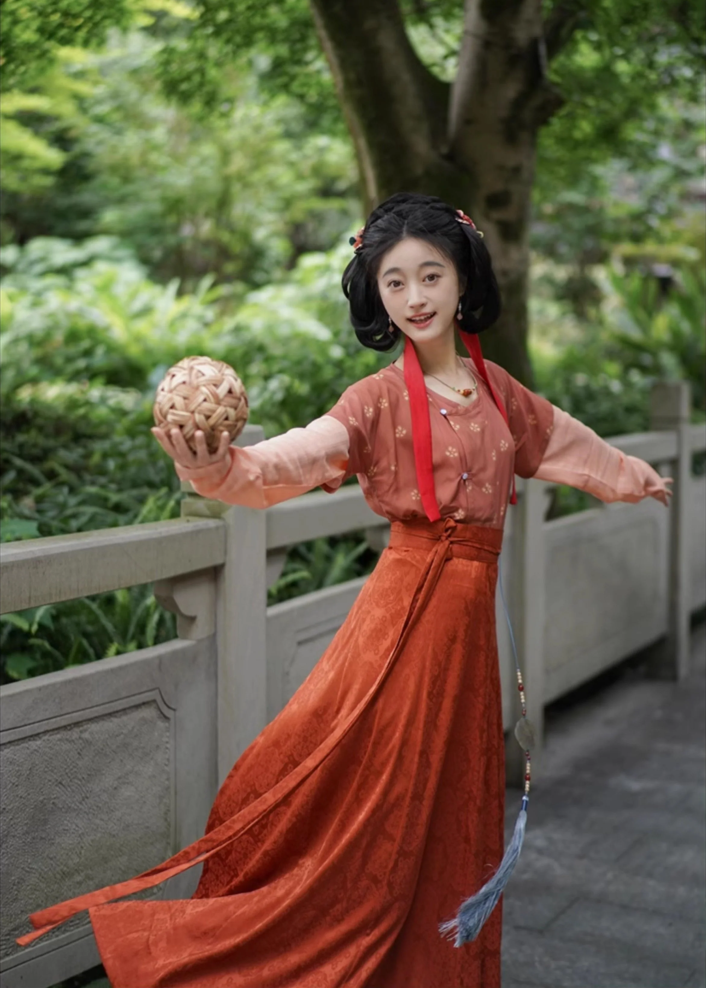 Taozi Guodong 桃子果冻 Peach Jelly Modernized Tang Dynasty Beizi Banbi Top & Poqun Skirt Set - Image 21