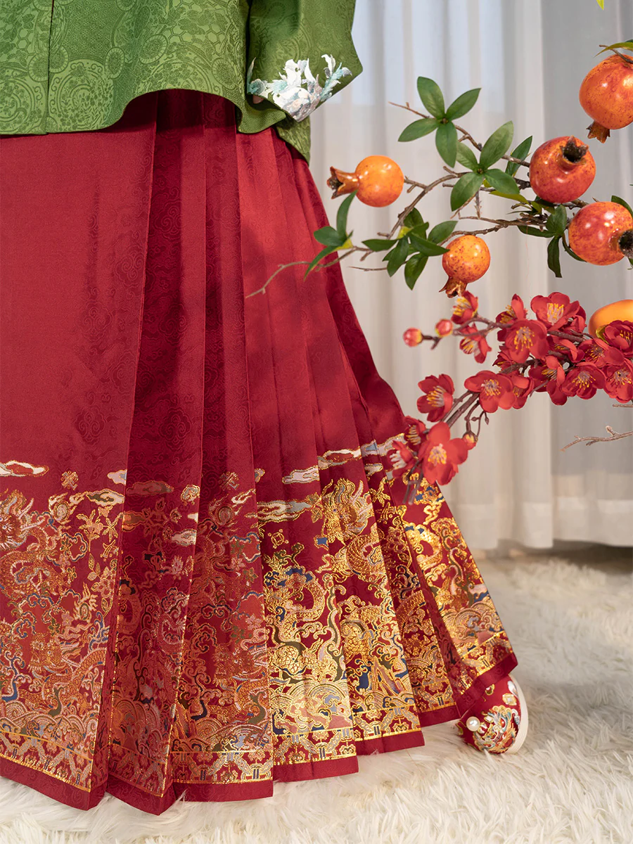 Tian Shou 添寿 Adding Longevity Ming Dynasty Mamian Skirt - Image 6
