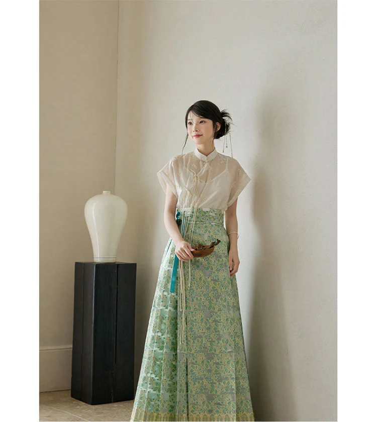 Ting Lan 汀兰 Thin Land Modern Ming Qipao Gilded Leaf Mamian Skirt & Top Set - Image 6