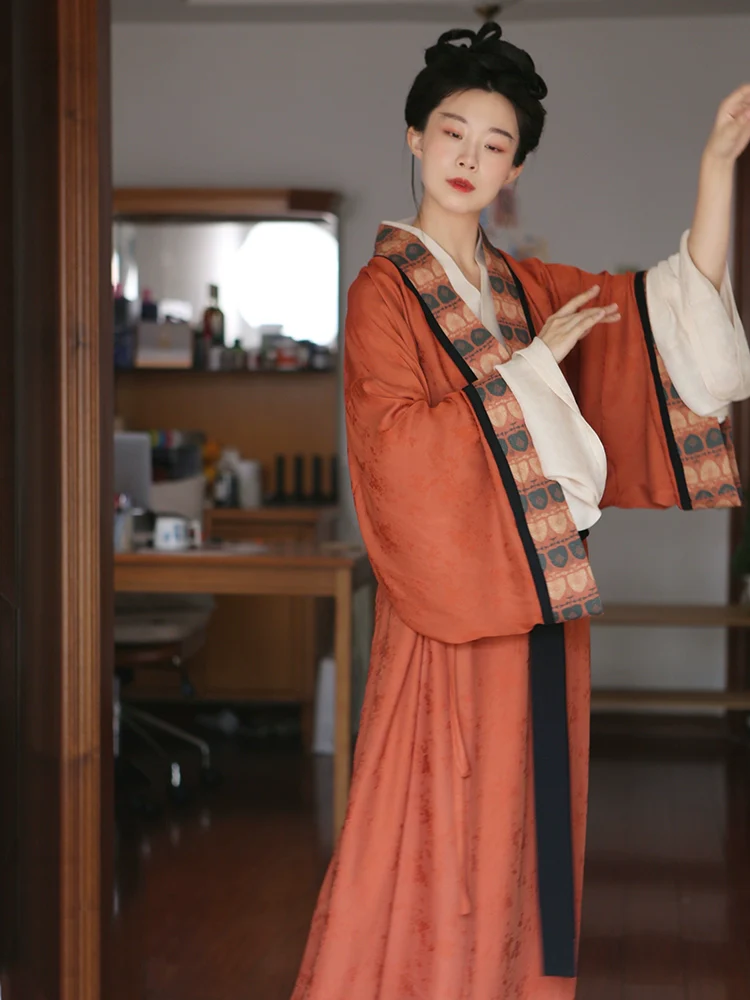 Tu Hong 土红 Terracotta Unisex Modernized Warring States Zhiju Straight Robe Set - Image 4