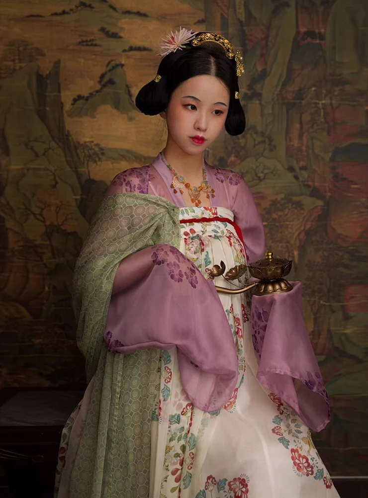Tuan'Er 团儿 Tang Dynasty Restoration Mulberry Silk Qixiong Ruqun Set - Image 4
