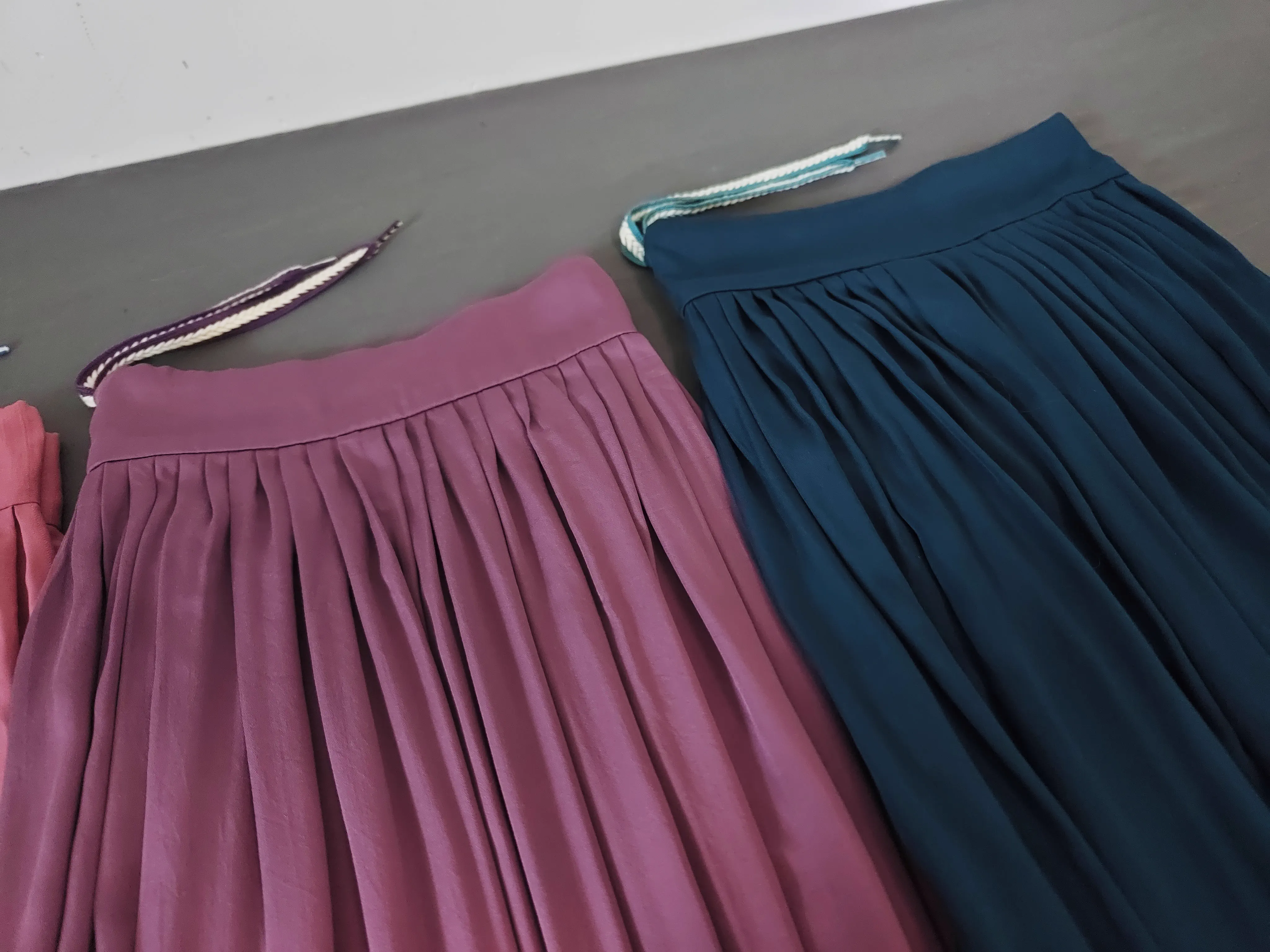 Tuan Ke 团窠 Round Nest Unisex Wei Jin Dynasty Restoration Baizhe Ku Hundred Pleat Lantern Trousers - Image 9