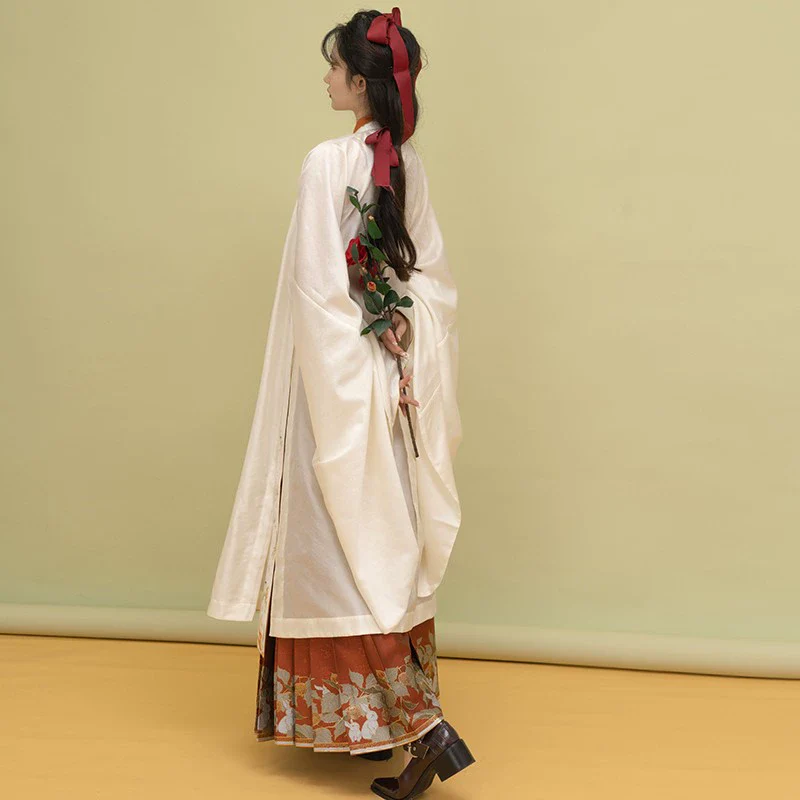 Tuzi 兔子灯笼莓 Bunny & Lantern Berry Mamian Qun - Image 5