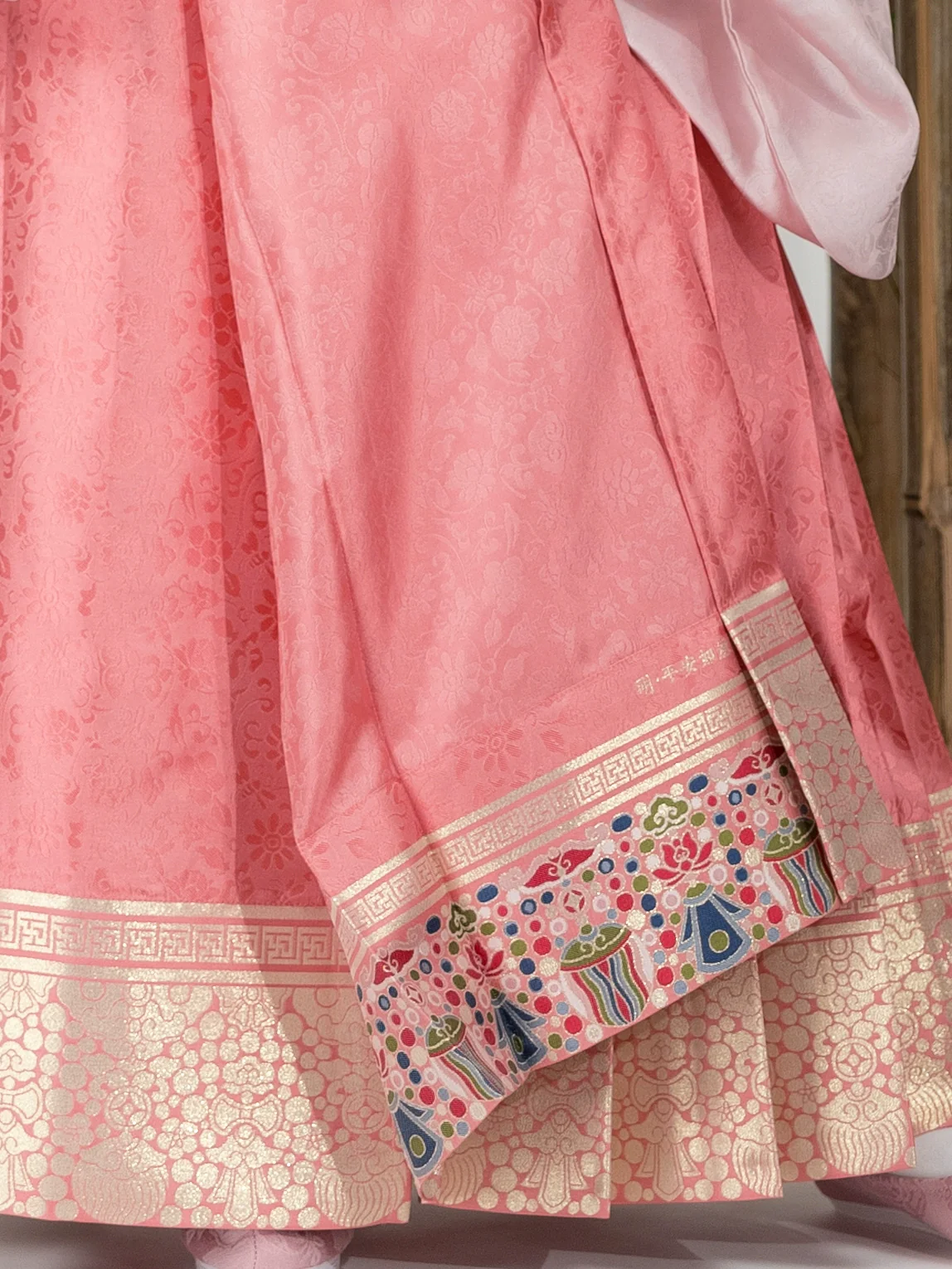 Wan Zi 万字 Thousand Words Ming Dynasty Mamian Skirt - Image 3