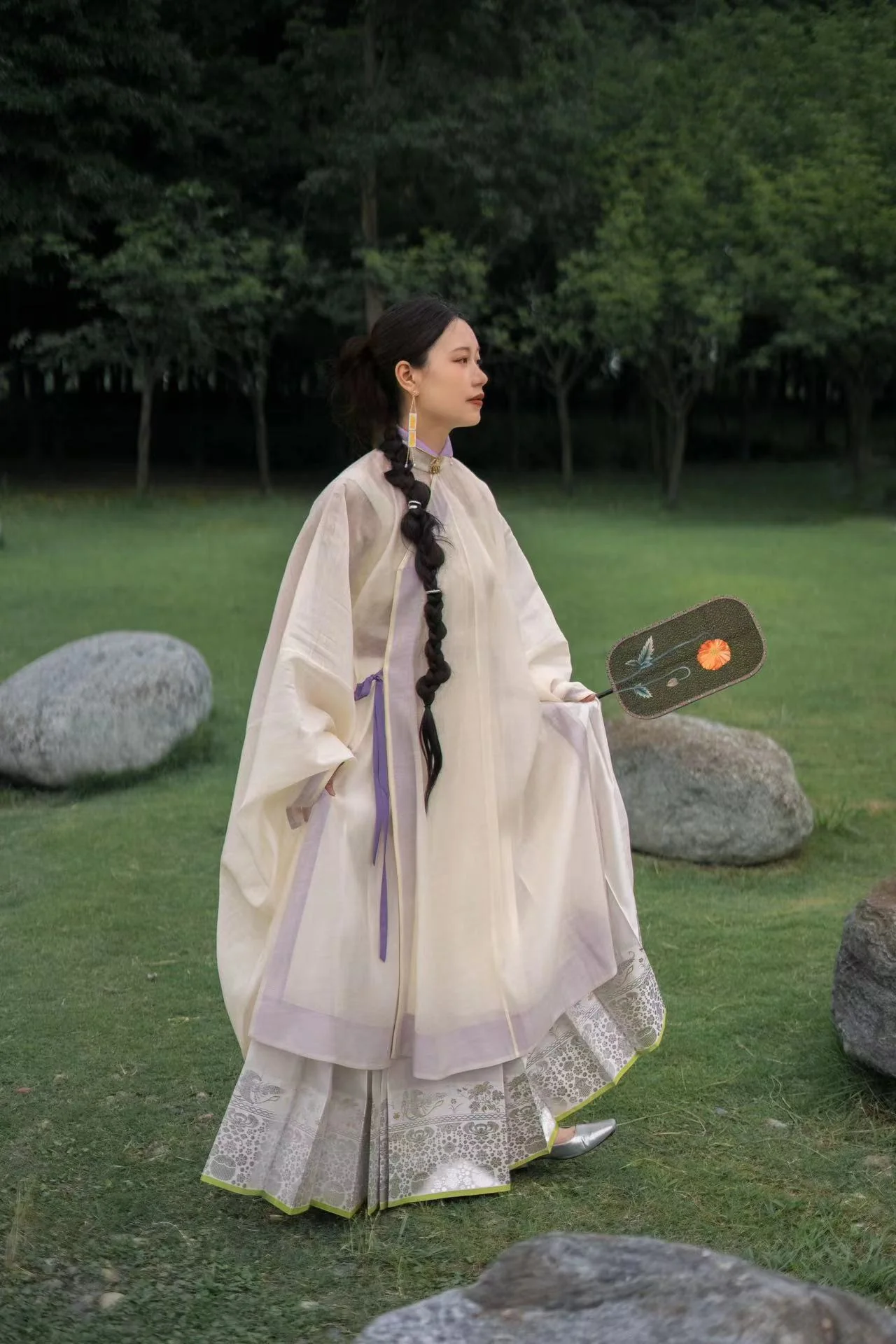 Wei Wei 微微 Faintly Late Ming Xiejin & Duijin Changshan Standing Collar Long Top - Image 3